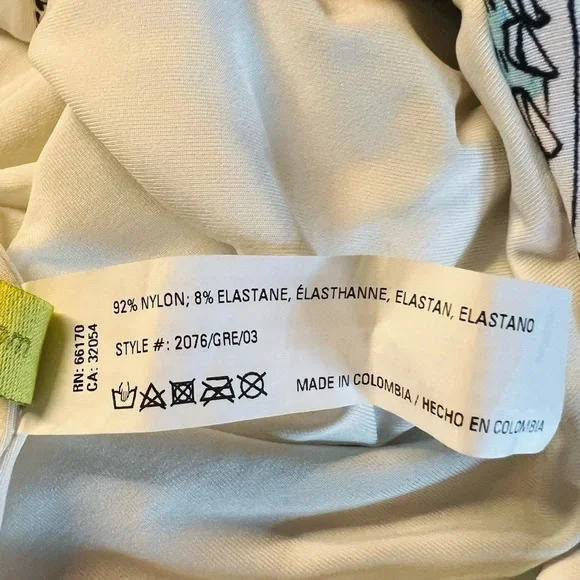 ESTIVO Colorful Printed Women's Swim Top with front tie Size Small - Picture 6 of 9